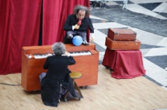 The Crazy Mozarts 029 * 5616 x 3744 * (6.35MB)